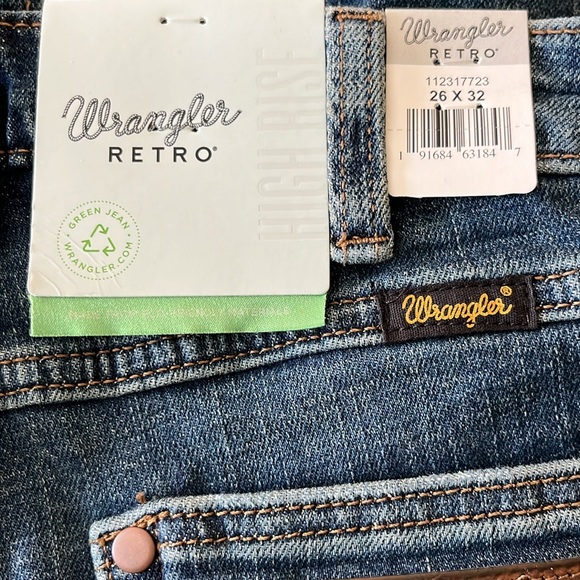 Wrangler Women's Flare Jeans - Dark Blue - Picture 8 of 10